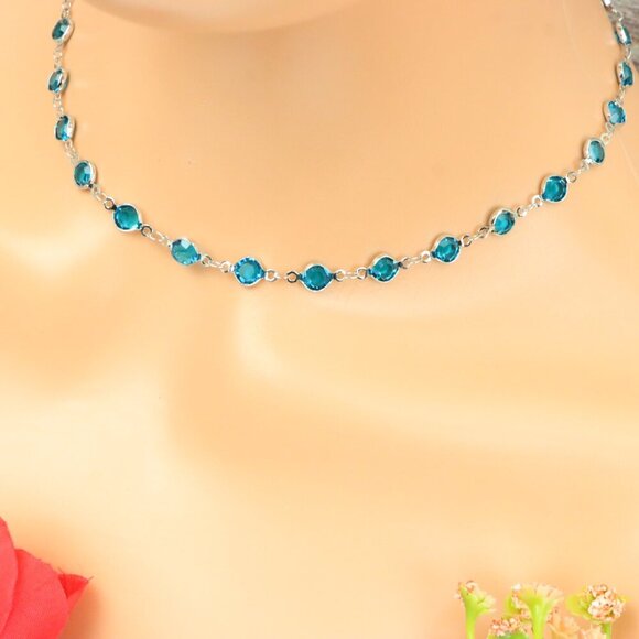 "Minimalist Necklace – Timeless, Elegant Jewelry for Her, MAR091744 - Picture 9 of 10